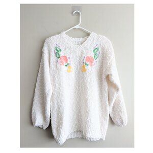 Vintage symmetric floral applique knubby sweater